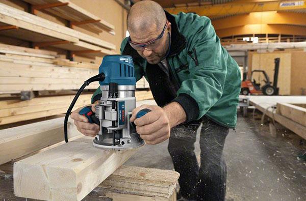 procesamiento de madera con una fresadora