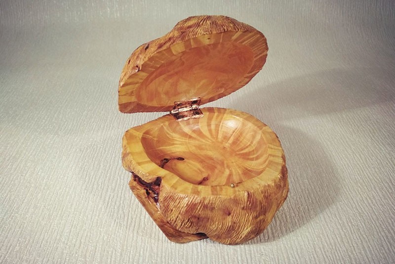 caja de madera de aliso