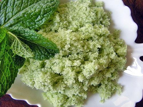 Le sucre de menthe poivrée se conserve au réfrigérateur