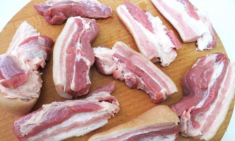 hacher le bacon