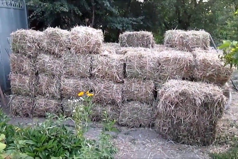 stockage de foin en balles