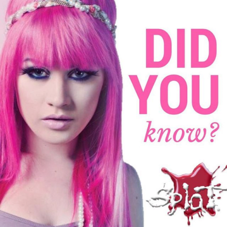 الصورة عبر kellyeden @ هزت عددًا من درجات ألوانها الوردية وكانت داعمة لعلامة التجميل منذ فترة طويلة.