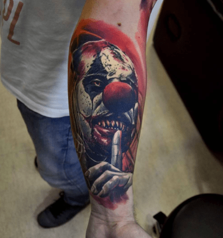 gruseliges Clown-Tattoo