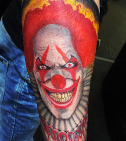 gruseliges Clown-Tattoo