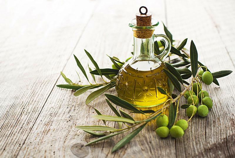 huile d'olive pour arroser de chapelure