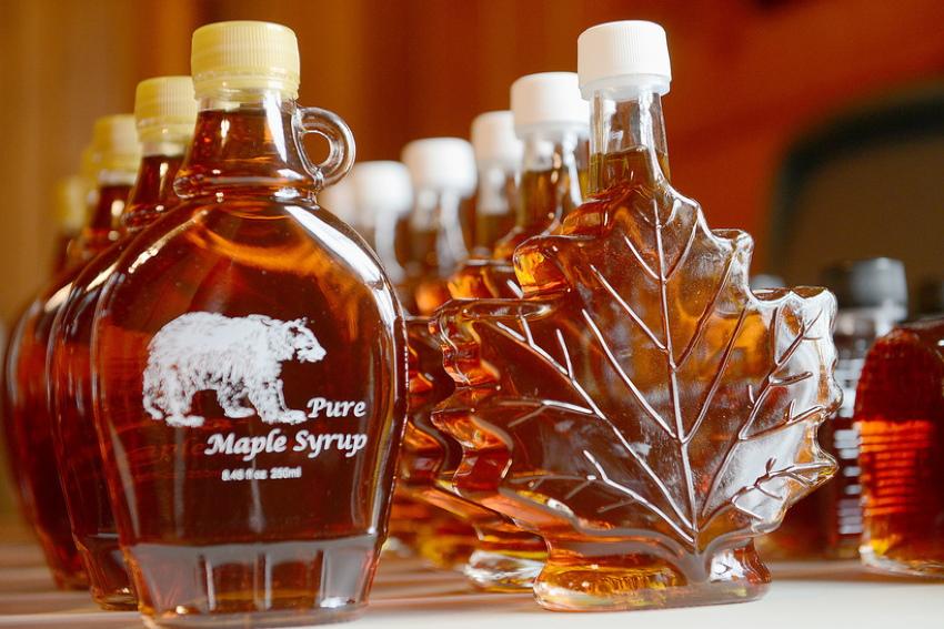 Sirop d'érable canadien