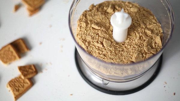 aplastar galletas