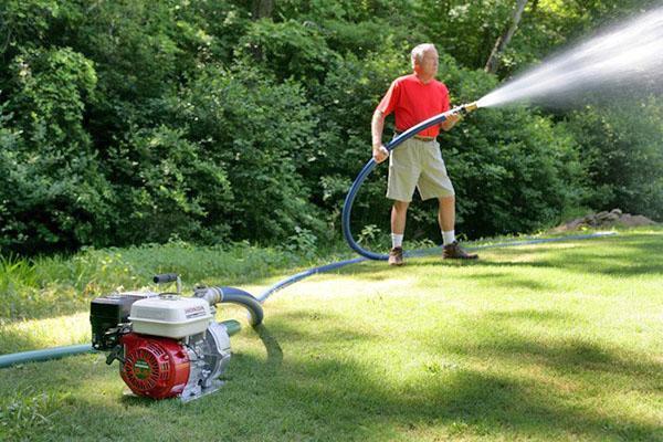 bomba para aumentar la presión del agua