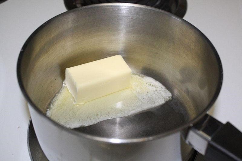 mantequilla derretida
