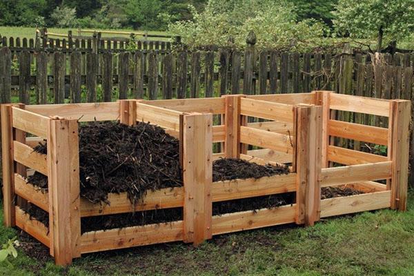 fosse à compost en bois