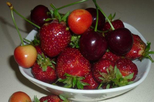 laver les fraises et les cerises