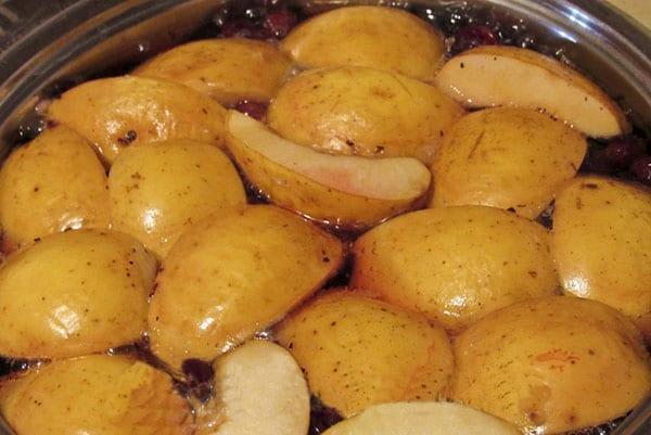 faire bouillir la compote dans une casserole