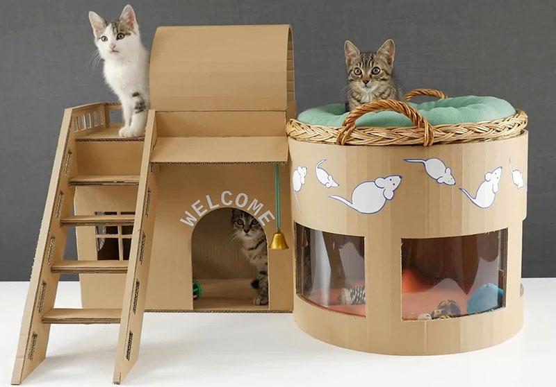 Casa de cartón de bricolaje para un gato