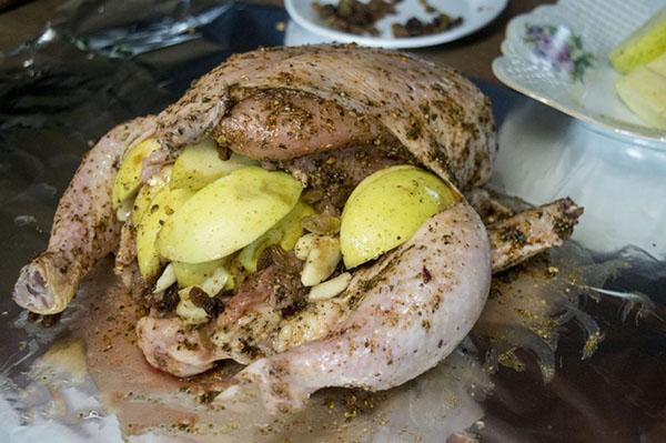 farcir le poulet de pommes