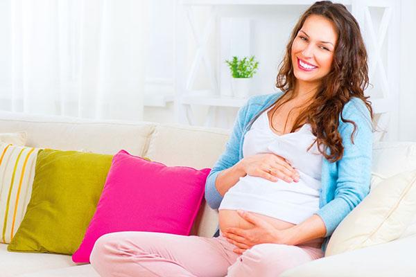 les femmes enceintes ne devraient pas manger de livèche