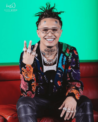 Lil Pump هو مغني راب صعد إلى قوائم الموسيقى على مدار العامين الماضيين. لقد كان حتى موضوع رسم SNL الفيروسي.