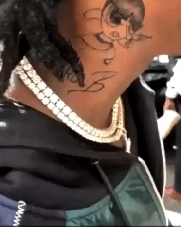 Und am vergangenen Wochenende hat Offset Cardi seinen Hals mit einem Tattoo ihres Namens anvertraut! Das ist eine ernsthafte Hingabe.