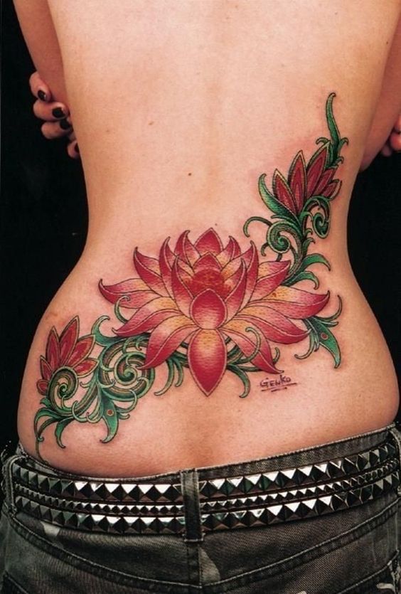 Lower Back Tattoos, um das Stigma des Landstreicherstempels zu zerstören