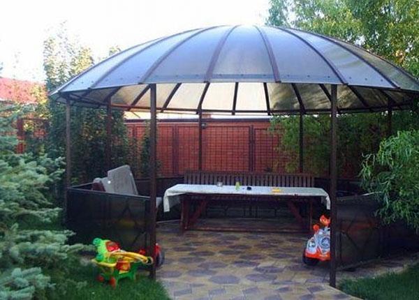 structure de gazebo bombée en polycarbonate