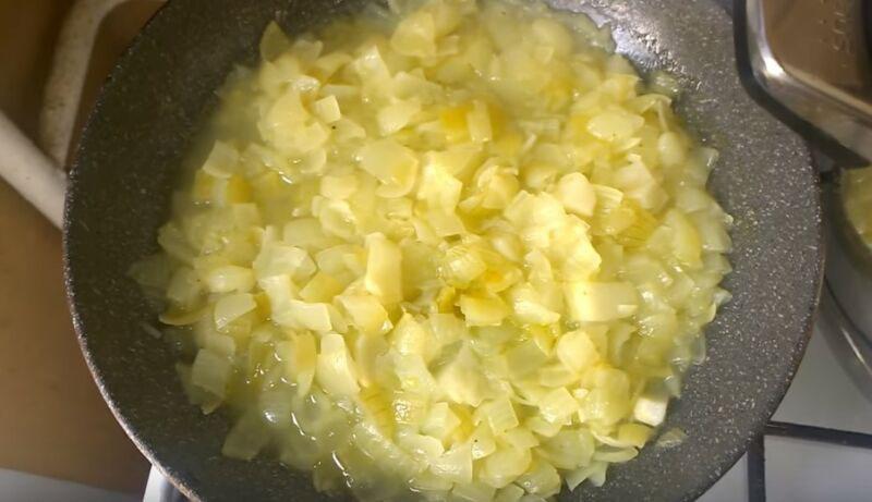 ajouter le bouillon et laisser mijoter