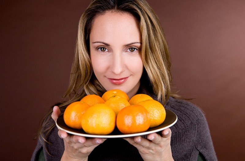 ¿Cuáles son los beneficios de las mandarinas para las mujeres?