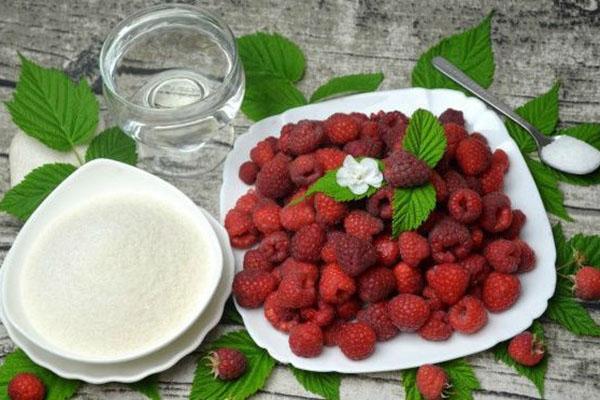 confiture de baies entières