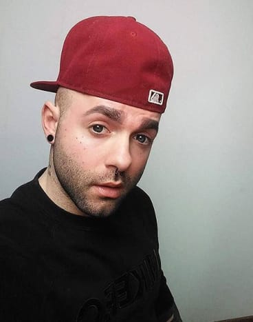 Bild über @adam.curlykale
