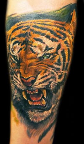 Joey Hamilton-Brüllender Tiger Tattoo