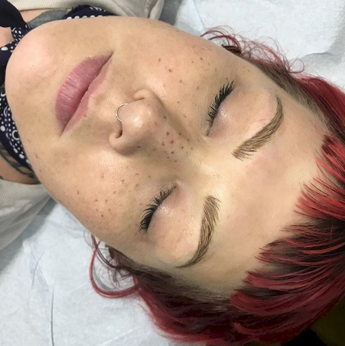 Kosmetická chirurgie, kosmetické tetování, tetování microblade, microblading, tetování pihy, tetování obočí