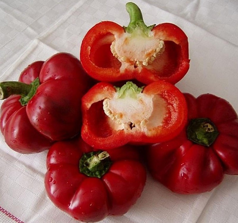 Forma de fruta de pimienta de Gogoshara