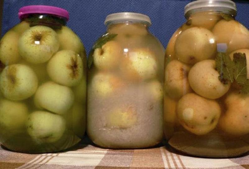enviar frascos de manzanas para su almacenamiento