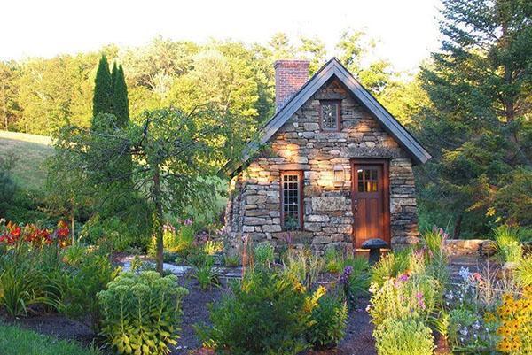 maison en pierre pour résidence permanente