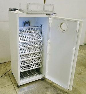 Incubateur du réfrigérateur