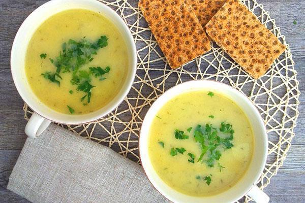 Sopa de puré de alcachofas de Jerusalén