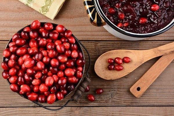 arándanos en la cocina