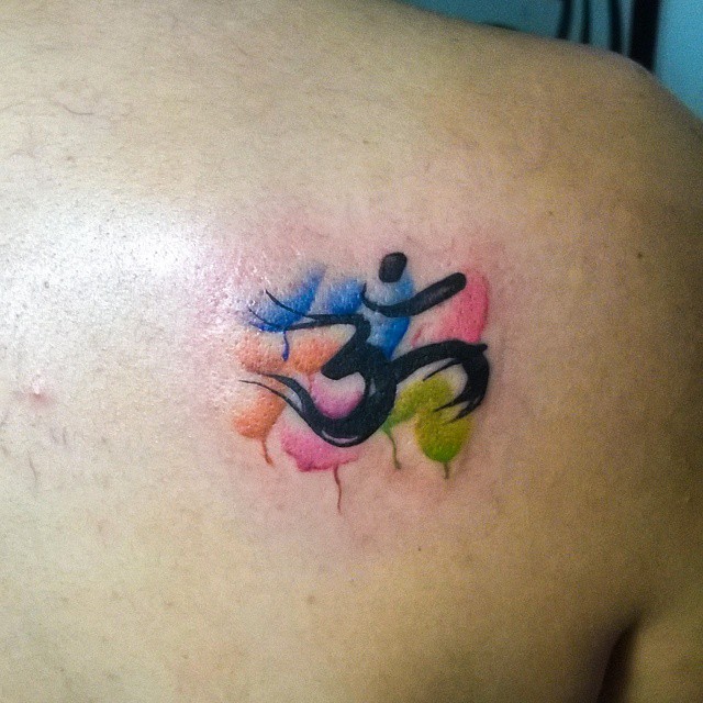 Om Tattoo Designs - 151 أفضل التصاميم وفناني Om Tattoo