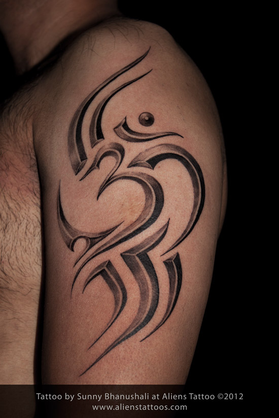 Om Tattoo Designs - 151 أفضل التصاميم وفناني Om Tattoo