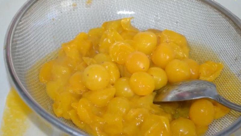 moler la ciruela cereza