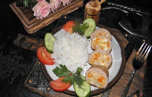 rollo de pollo picado