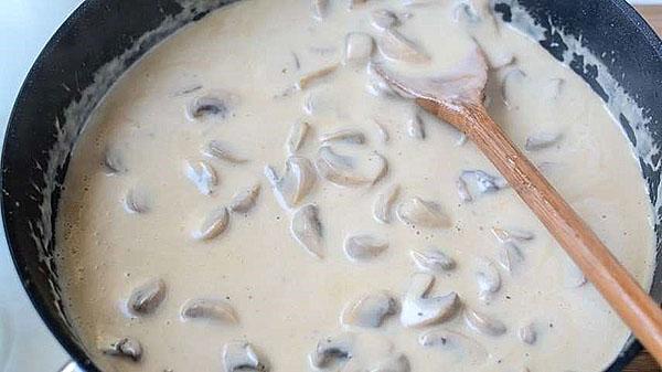 cocinar salsa bechamel