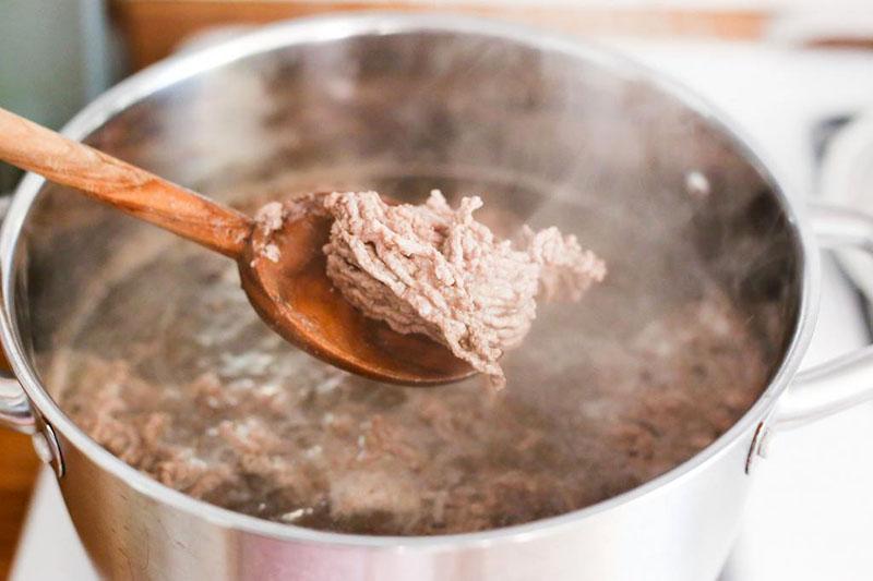 preparar caldo de carne