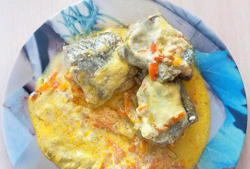 receta de abadejo guisado con cebollas y zanahorias para gourmet