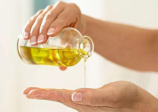 aplicación de aceite de albaricoque