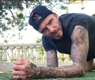 (Foto: David Beckham/Instagram) Tattoos werden bei Fußballspielern immer beliebter – nur Peep Cats wie David Beckham, Tim Howard, Lionel Messi und Neymar, um nur einige zu nennen. Ähnlich wie Profiballer aus anderen Sportarten genießen Fußballspieler es, ihren Körper mit Designs zu bedecken, die ihren Religionen, Familien und Leidenschaften im Leben gewidmet sind. Und es scheint, als würden die Spieler der Union dieses Tintenleben ebenfalls annehmen.