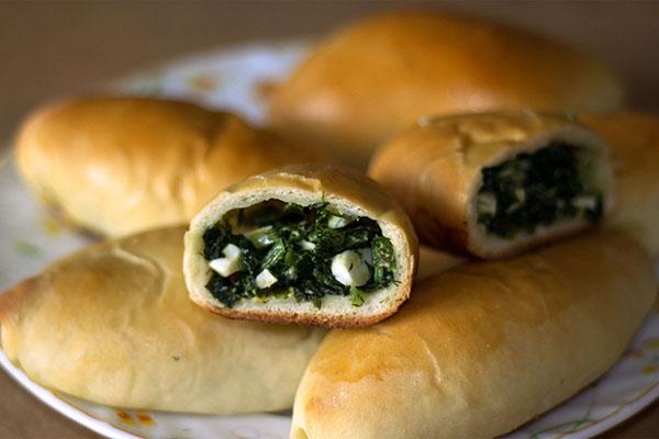 empanadas al horno con ajo silvestre y huevo