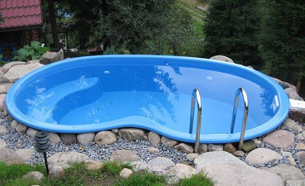 piscina de material compuesto de fibra de vidrio