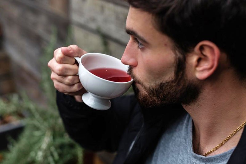 thé d'hibiscus pour hommes