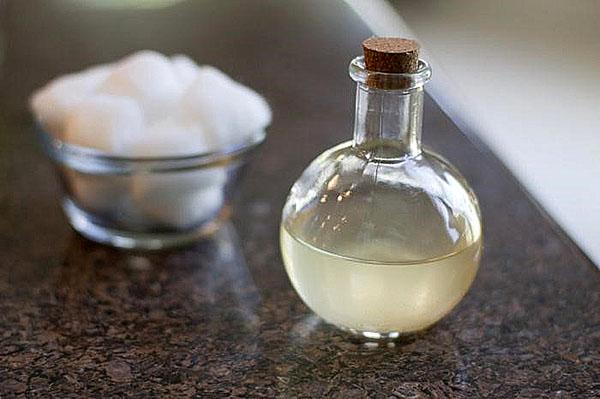 essence de vinaigre pour polir