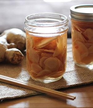 Le gingembre mariné est consommé pour perdre du poids