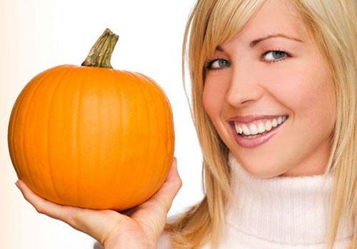 Comer semillas de calabaza para las mujeres es de especial importancia